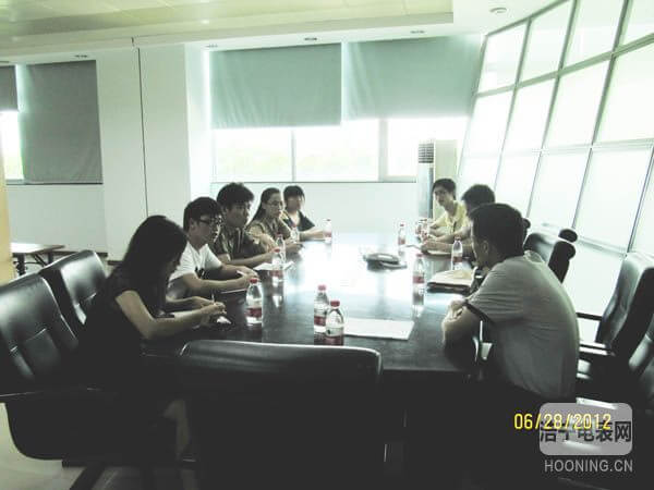 繼承優(yōu)良革命傳統(tǒng)，給建黨華誕獻(xiàn)禮