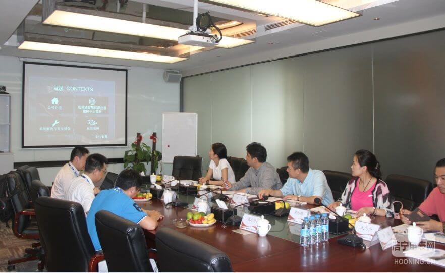 政企合作 * 新疆達坂城區(qū)領導一行蒞臨科陸電子指導考察